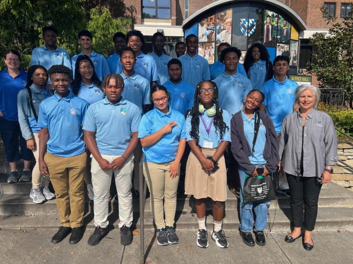 YMWIC October 2023 Newsletter: YMWIC Offers STEM Exposure and Unlimited Opportunities to Our Scholars